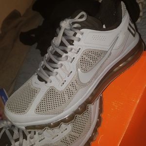 Nike air max usatf 13